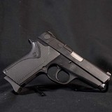 Pre-Owned - Smith & Wesson Lady Smith 3914 Semi-Auto 9mm 3.5" Handgun - 6 of 9