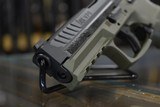 Pre-Owned - Heckler & Koch VP9 Semi-Auto 4.09" 9MM Handgun Green - 6 of 13