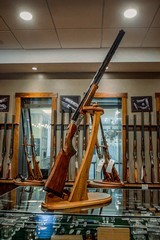 Pre-Owned - Caesar Guerini Summit Over/Under 12Ga 34" - 15 of 18