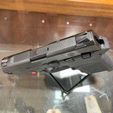 Pre-Owned - Smith & Wesson Bodyguard 380 ACP 2.75