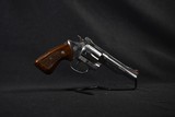 Pre Owned
ROSSI M518 SS 22 lr 4"