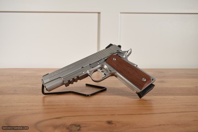 Sig Sauer 1911 GSR 45 ACP 5? Stainless
