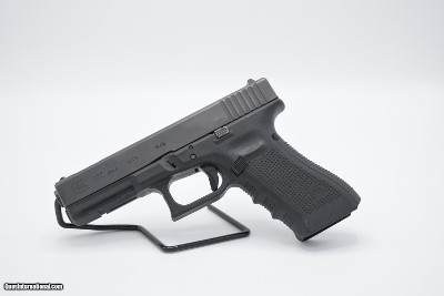 Glock G17C 9MM 4.25
NO MAG