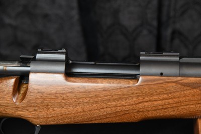 Dakota Arms 76 375 D 25.5