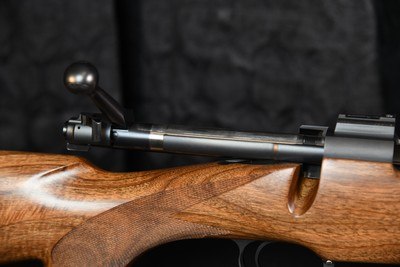 Dakota Arms 76 375 D 25.5