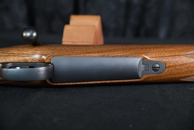 Dakota Arms 76 375 D 25.5