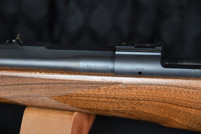 Dakota Arms 76 375 D 25.5