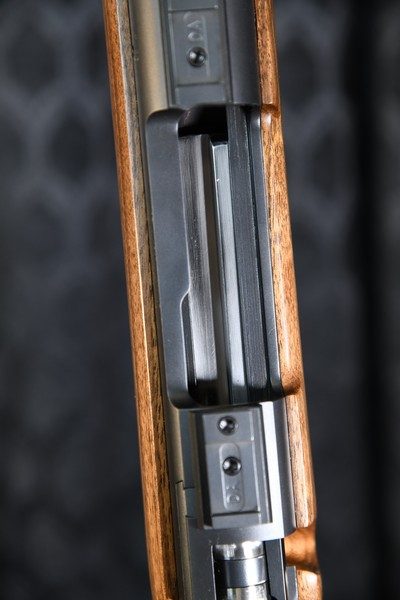 Dakota Arms 76 375 D 25.5