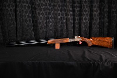 Caesar Guerini Invictus VII SPORTING 12Ga 32'' - Image 1 of 19