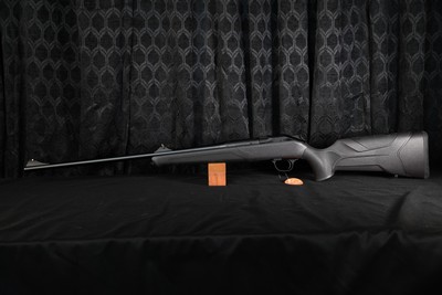Blaser R8 Professional 2.0 Black 375 H&H 25.5
