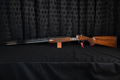 Caesar Guerini INVICTUS ARTCO Specialist 12 Gauge 34'' - Image 4 of 14