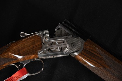Caesar Guerini INVICTUS ARTCO Specialist 12 Gauge 34'' - Image 8 of 14