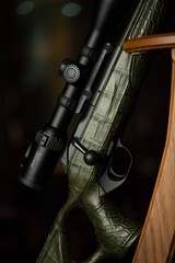 Blaser R8 SOUTHERN TRAPPER Gator Skin Green 300 Win Mag 24.5