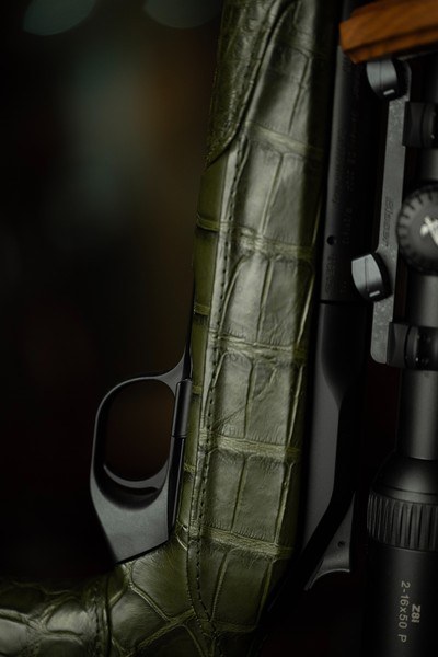 Blaser R8 SOUTHERN TRAPPER Gator Skin Green 300 Win Mag 24.5