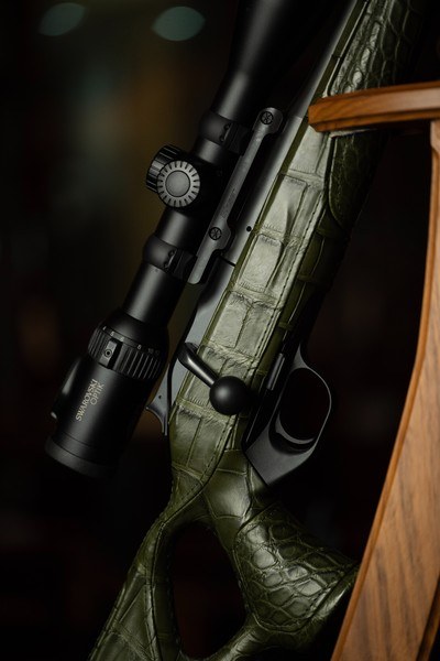 Blaser R8 SOUTHERN TRAPPER Gator Skin Green 300 Win Mag 24.5
