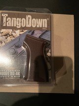Tango Down AK grip - Image 5 of 6