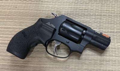 Smith & Wesson 351PD Air Lite, .22 MRF - Image 2 of 4