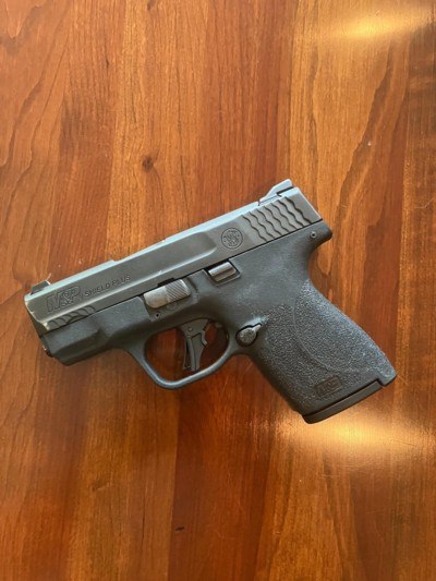 Smith & Wesson Shield Plus 9mm