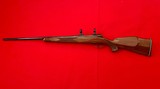 German Weatherby MarkV Varmintmaster in 22-250.
Collector quality, mint condition. - 8 of 15