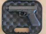 Glock 17 Gen 4 w/2 barrels and 2 mags, original box - 3 of 8