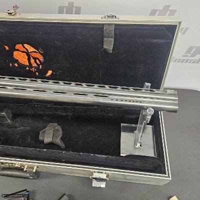 Cased Perazzi MX8 Barrels with Briley tubes and Chokes - Image 5 of 8
