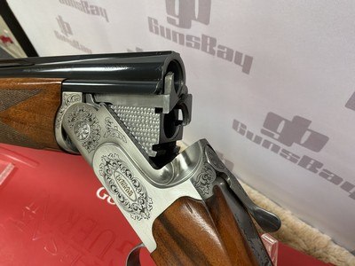 Caesar Guerini Summit Sporting 30” 12ga - Nice Wood!!! - Image 10 of 14