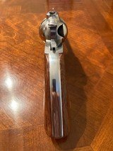 Ruger Vaquero
44 Magnum - 11 of 15