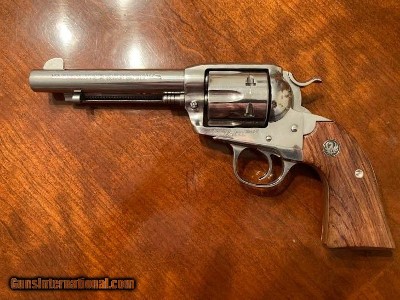Ruger Vaquero
44 Magnum