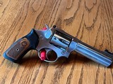 Ruger Model SP101 327 Federal Magnum Revolver - 3 of 15