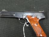 Colt Woodsman Match Target 3rd Model 4 1/2 " - 1 of 2