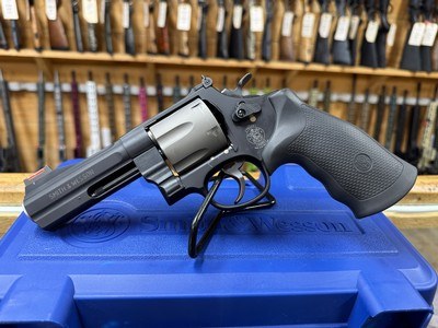 Smith & Wesson 329PD Airlite .44 mag 4” 6 rds