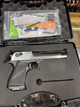 Magnum Research Desert Eagle MK XIX Special Finish .50 AE - 1 of 5