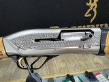 Browning Maxus 12ga 28” 3” Invector Plus Maple wood - 4 of 11