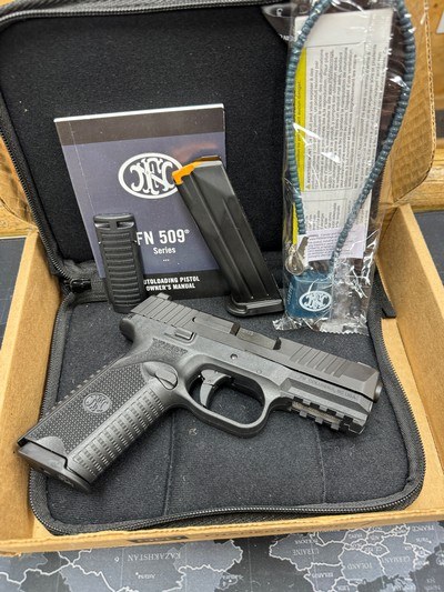 FN 509 9mm 4” NMS Black, 2-17rd