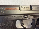 Heckler & Koch H&K USP V1 .45 Auto 8 mags holster - 9 of 11