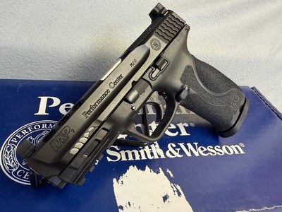 Smith & Wesson M&P9 Performnace Center CORE 9mm - Image 2 of 6
