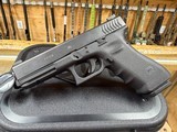 Glock 22 RFT2 Gen 3 .40 S&W 4 mags 9mm bbl - 3 of 9