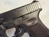 Glock 22 Gen 3 .40 S&W 2x15rd mags - 7 of 9