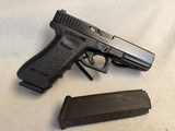Glock 22 Gen 3 .40 S&W 2x15rd mags - 2 of 9