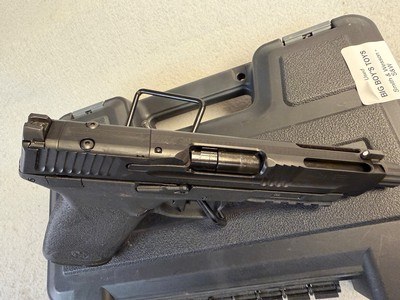 Smith & Wesson M&P5.7 5.7x28mm - Image 3 of 4