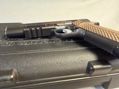 Dan Wesson 1911 Specialist .45 ACP, 8rd - Image 12 of 13