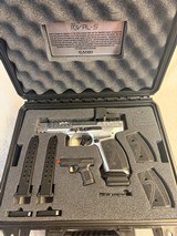 Canik SFx Rival-S 9mm Mecanik red dot - 1 of 6