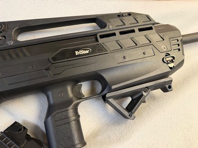 Tristar Compact Tactical12ga 3” semi automatic - Image 3 of 8