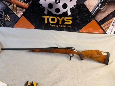Weatherby Mark V .300 Wby Mag 26” - Image 9 of 18