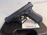 Glock 22 Gen 4 .40 S&W - 2 of 6