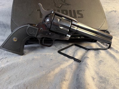 Taurus Deputy .45 Colt 5 1/2” 6 rds - Image 5 of 11