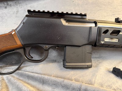 Henry H023-300 Lever Action Supreme Rifle .300 BLK - Image 3 of 16