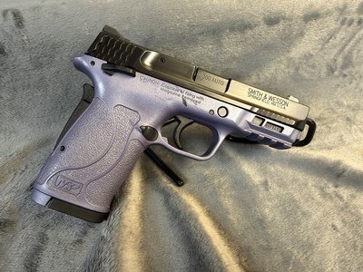 Smith & Wesson Shield EZ .380 ACP Orchid Black - Image 5 of 10
