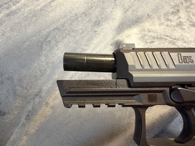 Heckler & Koch P30 V3 9mm Night Sights - Image 12 of 14