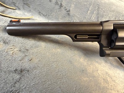 Taurus The Judge 4510 .45 Colt .40 ga 3” chamber 6.5” bbl - Image 4 of 10